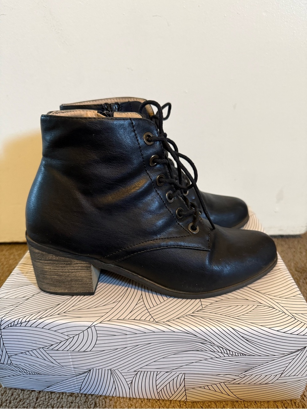 Chase + Chloe Black Lace-Up Heel Ankle Boots Size 8.5